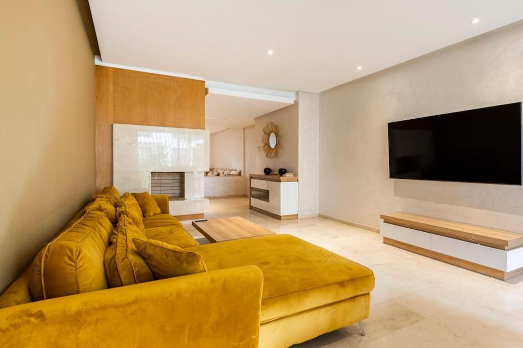Luxury Prestigia Close To Champs De Course Parc Fez Kültér fotó